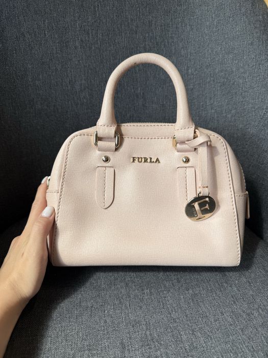 Розова дамска чанта Furla