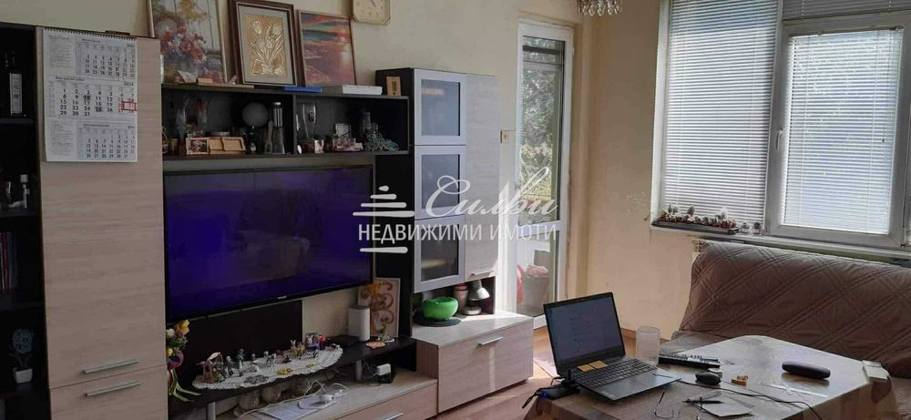 Продава се Четиристаен апартамент в Търговище, Център - 104 кв.м за 1055 €/кв.м - Снимка #1