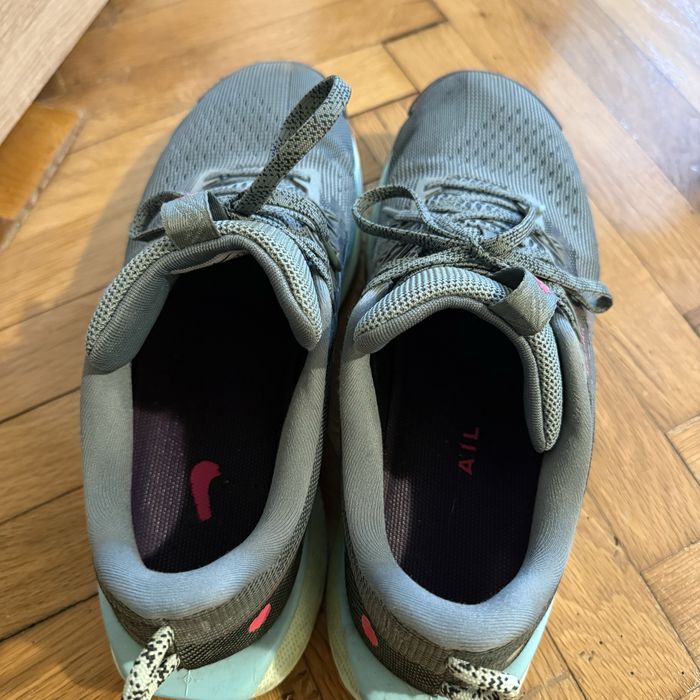 Маратонки NIKE 45