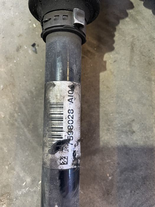 Полуоска предна БМВ Х3, Ф25 (poluoska bmw x3, f25)