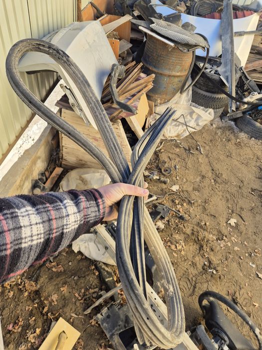 Б5 пассат запчасть каробка дверь