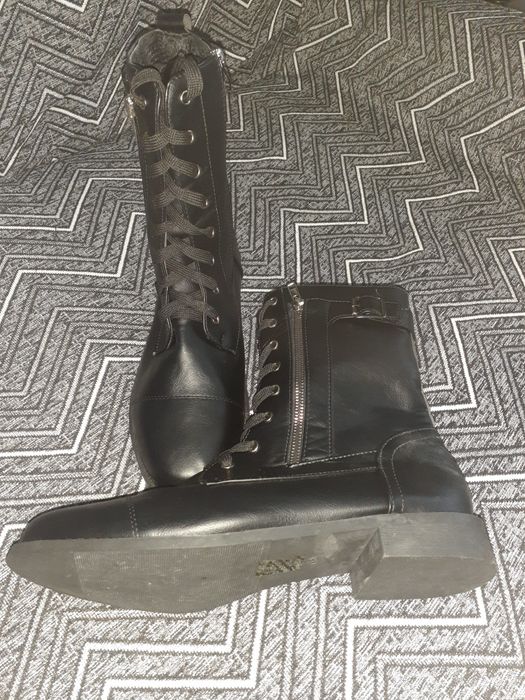 Женские осенние ботинки