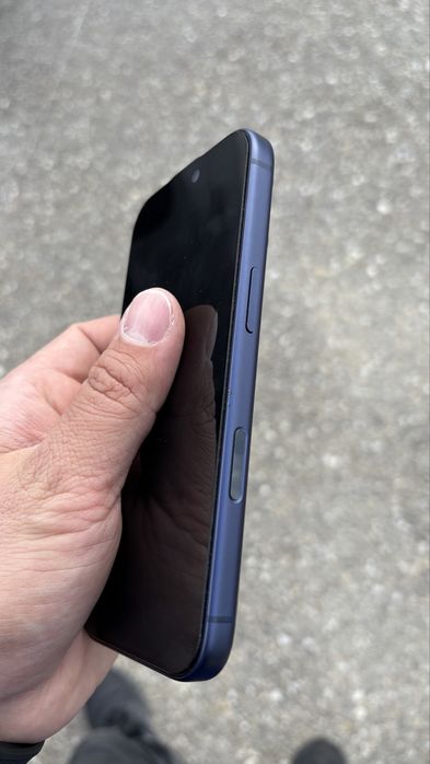 iPhone 17 Pro Blue Titan, cu 100% baterie