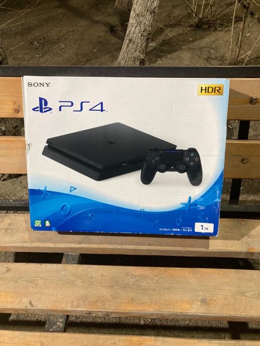 Продаю новый пс4