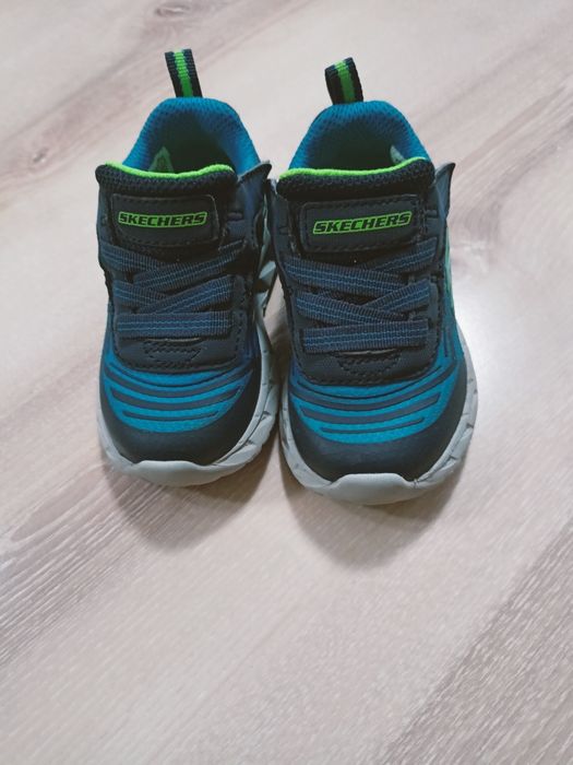 Бебешки светещи маратонки Skechers