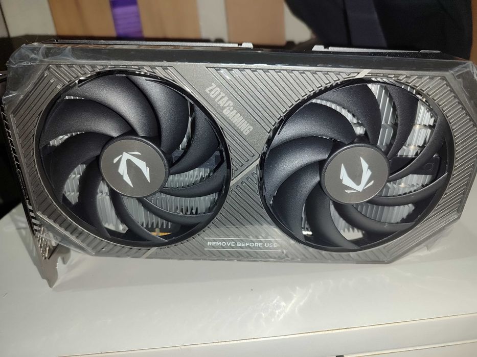 Видеокарта ZOTAC GeForce RTX 5060 8GB GDDR7,