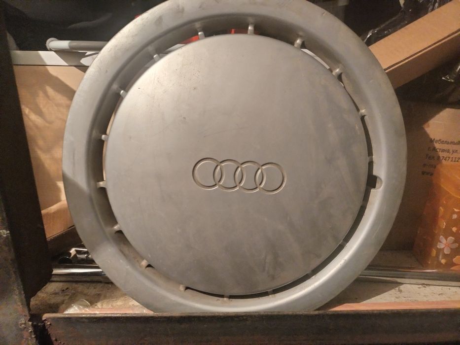 Колпак на Ауди 80 100 А6 р15
