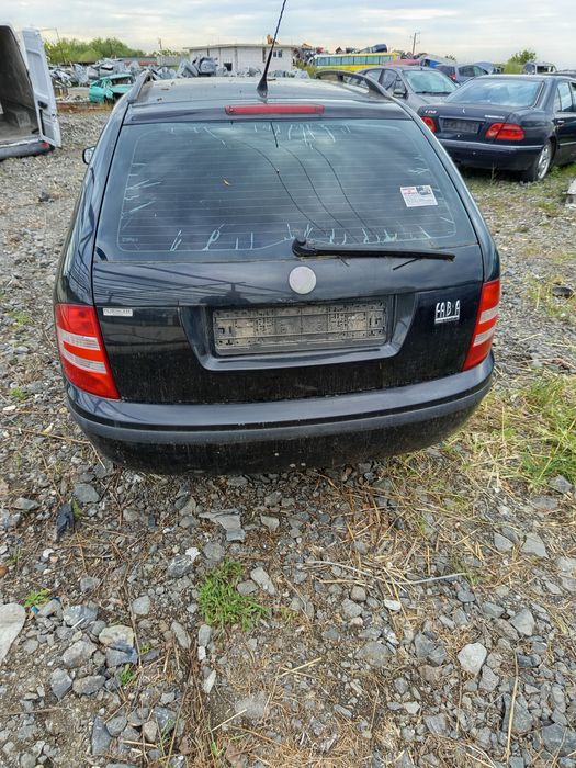 Шкода Фабия 1.4 бензин на Части