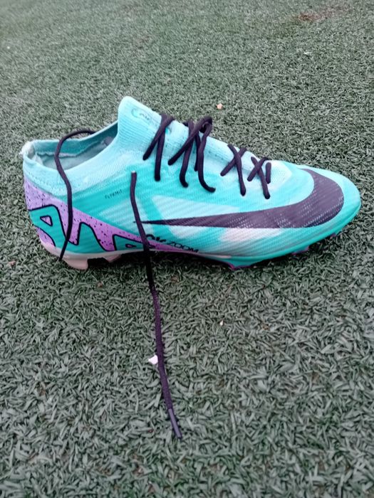 Ghete fotbal nike mercurial elite