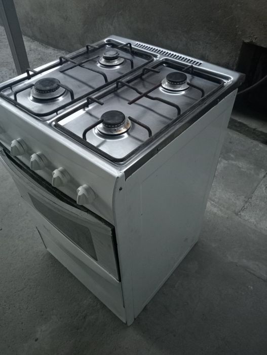 Газ плита  всё хорошо работает