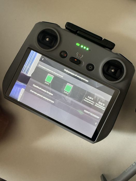 Продам dji mini 5 pro fly more combo plus (rc2)