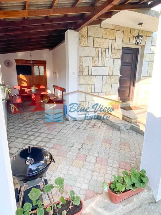 Двуетажна къща в Балчик