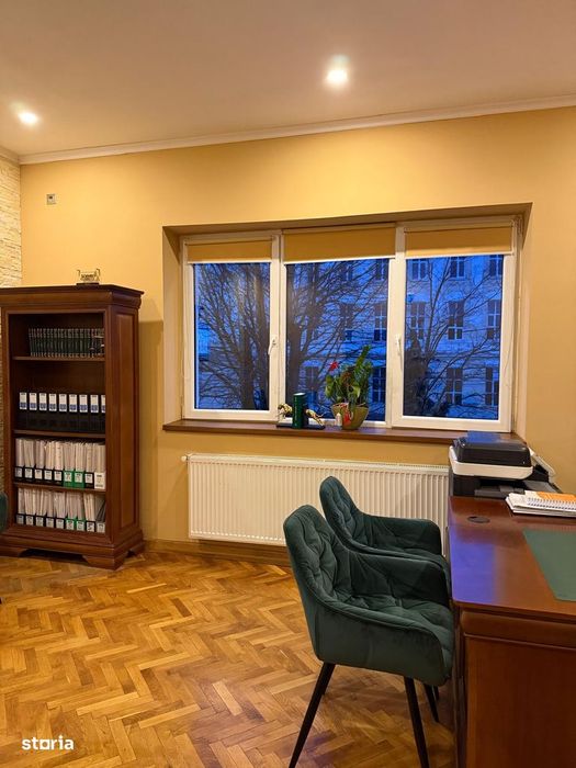 Post de lucru intr-un birou modern - zona Bld Victoriei