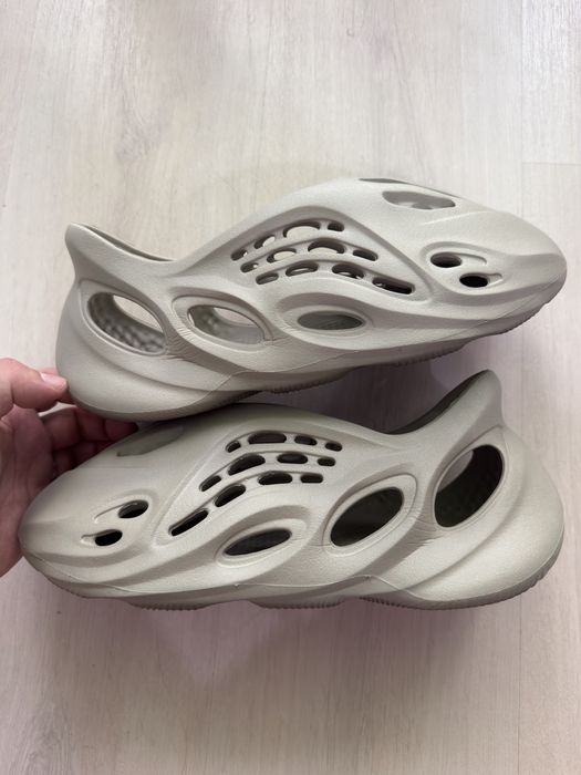Yeezy Foam Runner Stone Salt US10