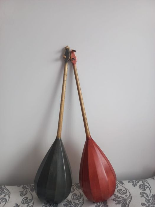 Продам домбыру 2 штуки