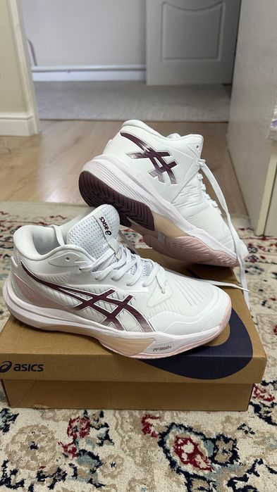 Обувь спортивный