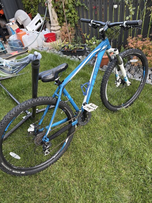 Cube, cadru L, roti 29”