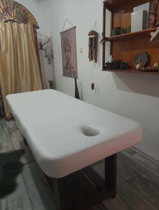 Луксозна СПА масажна маса с комплект за твоя уелнес старт