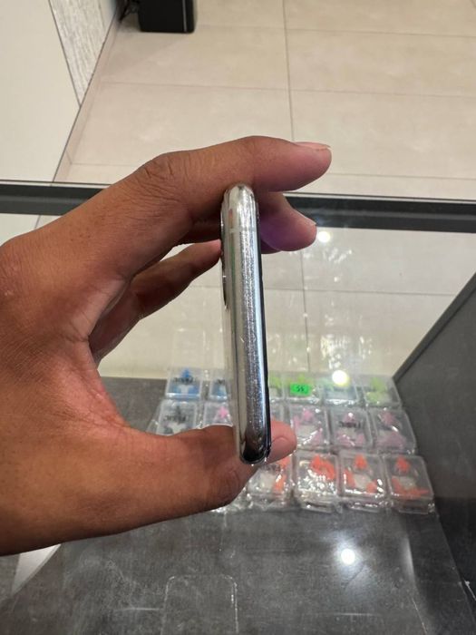 iPhone 11 Pro 256GB Feys bor