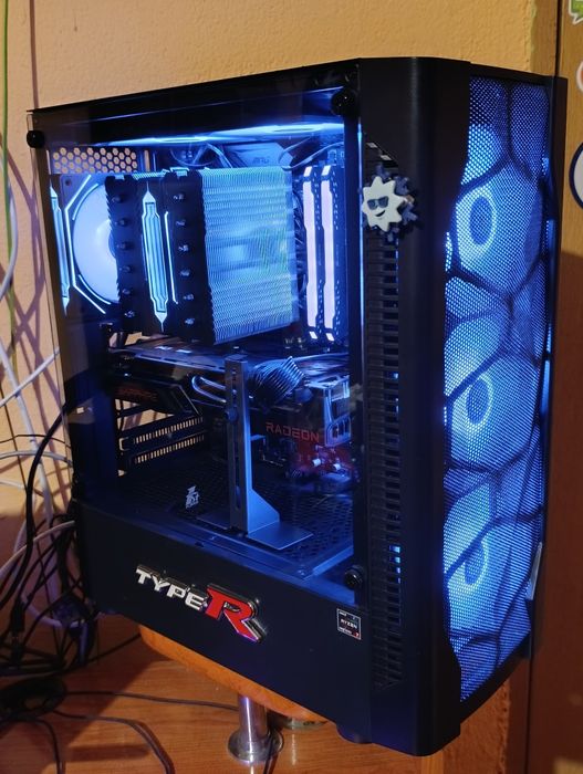 PC Gaming Ryzen 7 5700x3D , RX6700xt , 32GB RAM