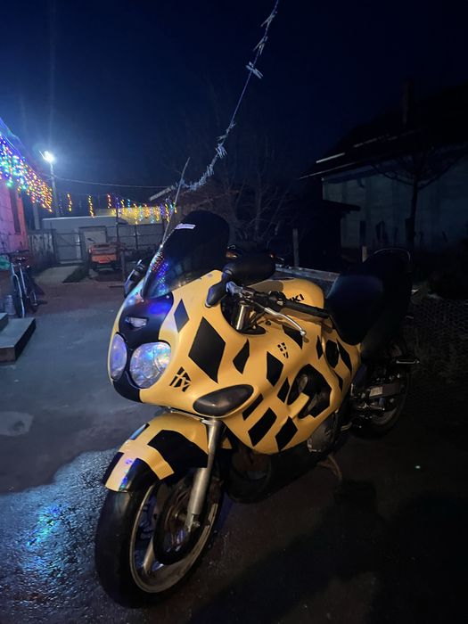 Vand suzuki katana gsx 600 f schimba si cu golf 4 sau cross