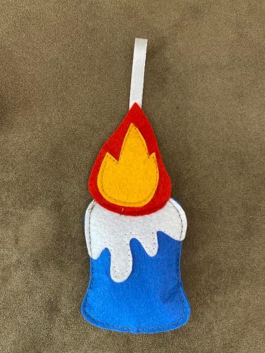 Коледни играчки от филц