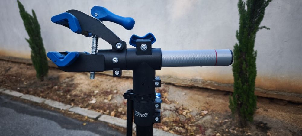 Стойка за монтаж/съхранение на велосипед Crivit