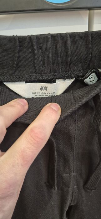 Pantaloni H&M marimea 122