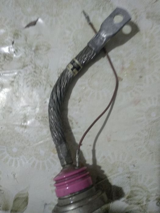 Теристор силовой Т15-200