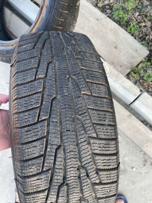 Продам зимние шины 205/55/16