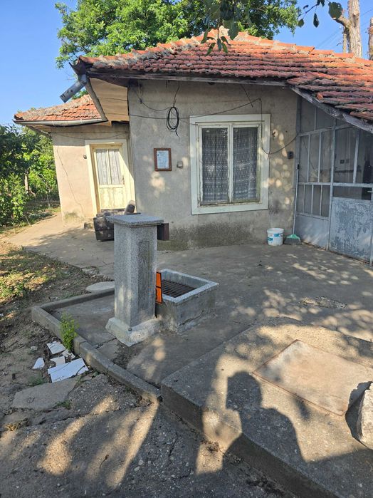 Продава се Къща в с. Калипетрово, Област Силистра - 45 кв.м за 680 €/кв.м - Снимка #2