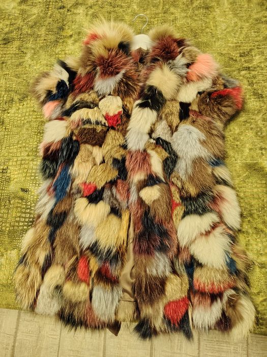 Vând vestă blană de vulpe superbă!