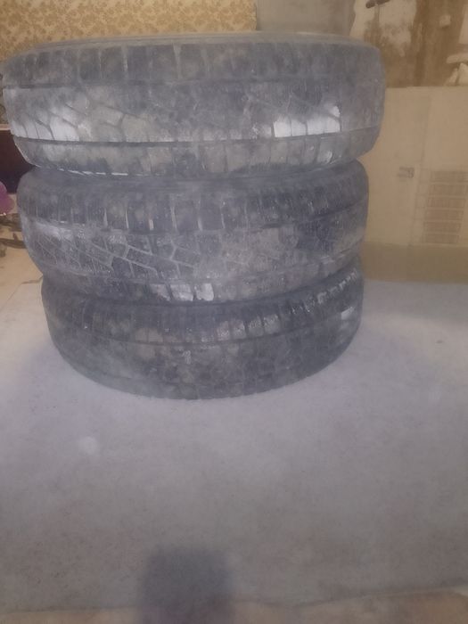 Продам зимние шины