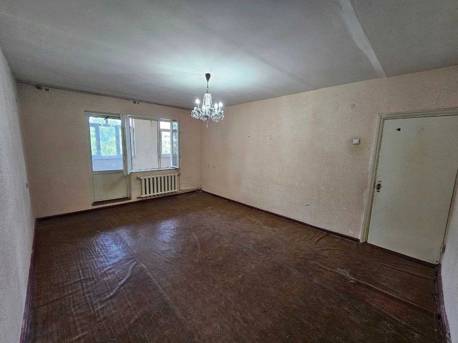 Продается Квартира 4/4/4 Банковский дом м.Беруний (Анколог. больница)