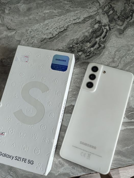 Продам SAMSUNG S21 FE 5G