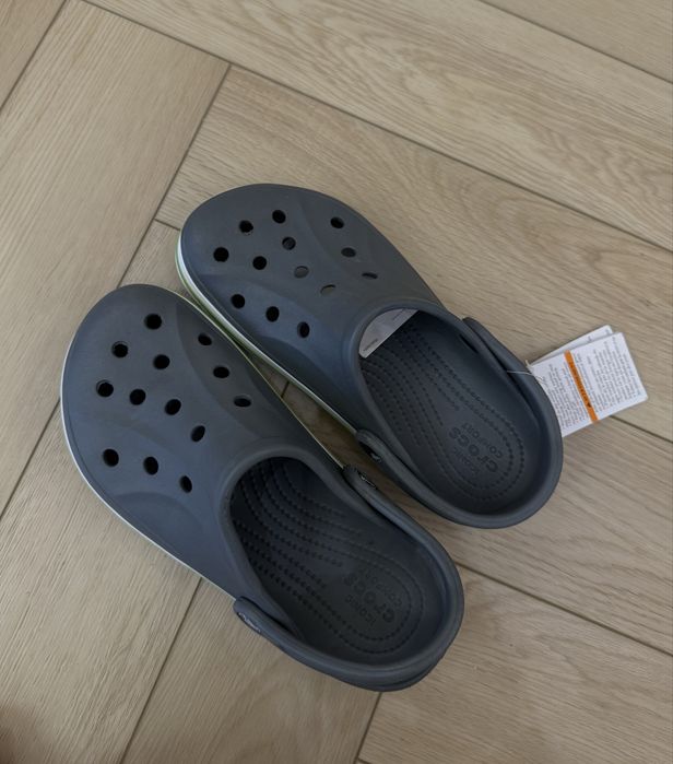 Продам CROCS оригинал