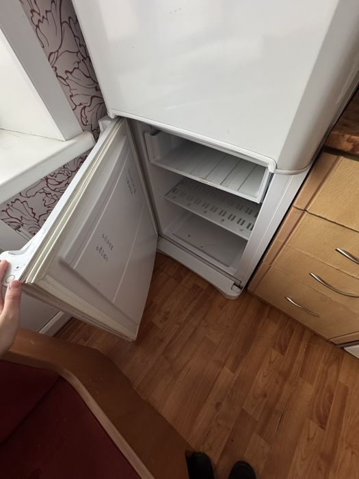 Холодильник срочно