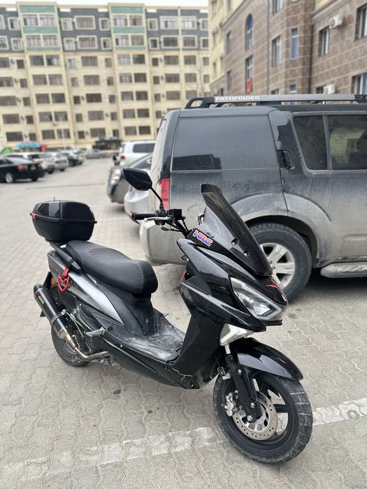 Продам мопед макси