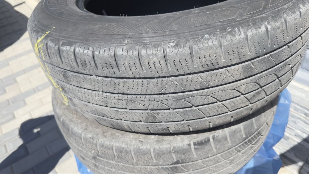 Vând set 4 cauciucuri 235/65 R17 M+S