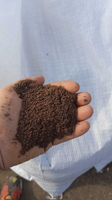 Биохумус (БиоТор) от Калифорнийски червей (За градината, разсад и др.)