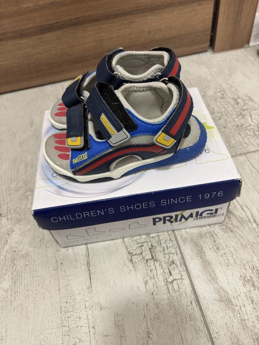 Детски сандали Geox ; Primigi