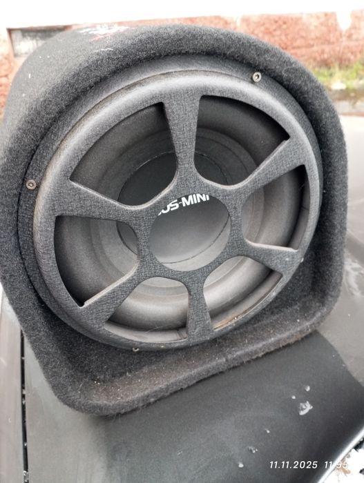 Сабвуфер для авто