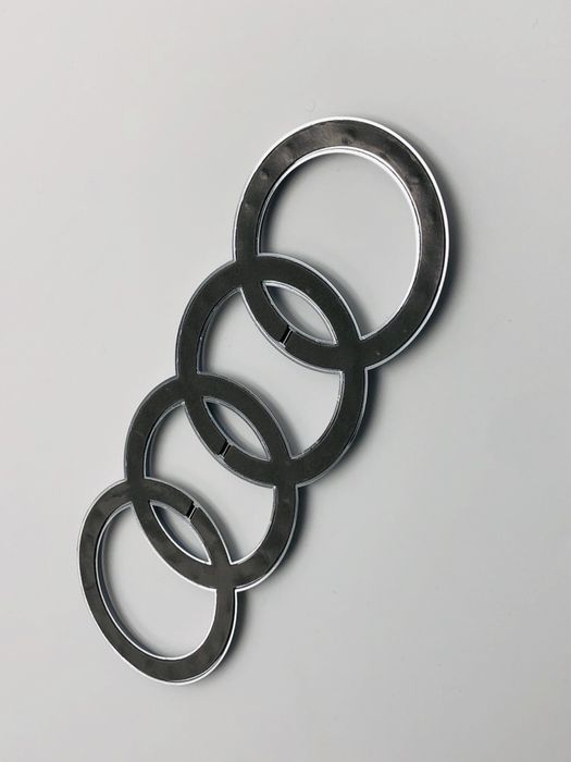 Emblema Audi spate 203 crom