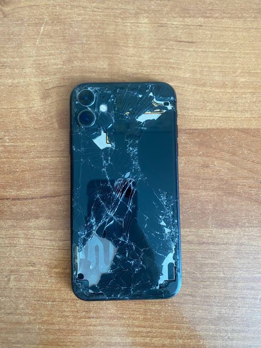 iPhone 11 72% акб