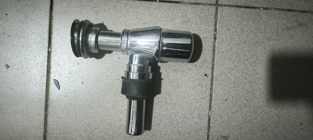 Сифон на раковину декорртивны