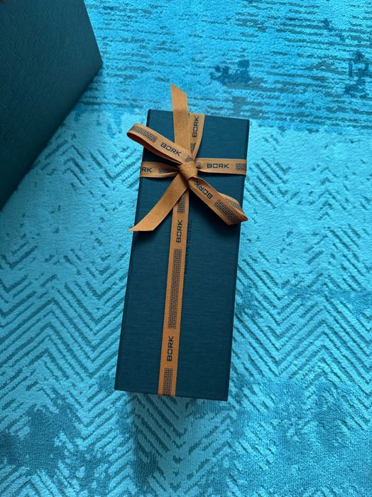 Термокружка BORK в подарочном пакете