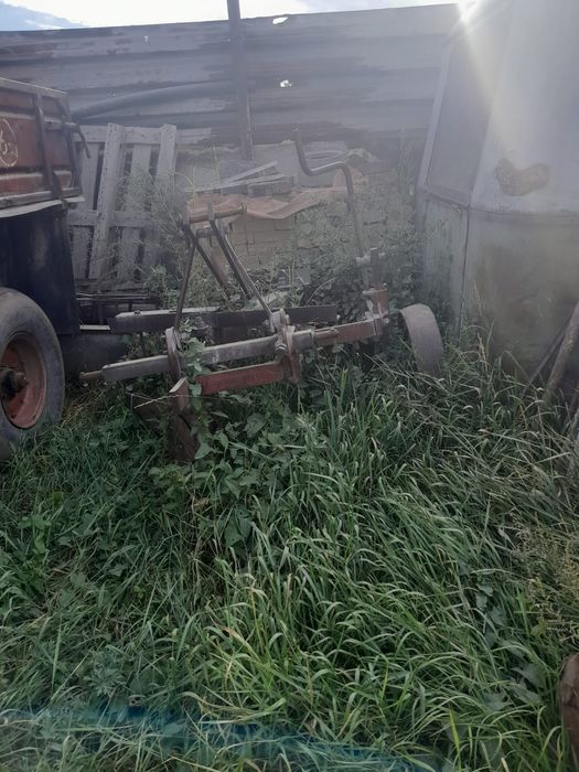 Продам трактора, запчасти