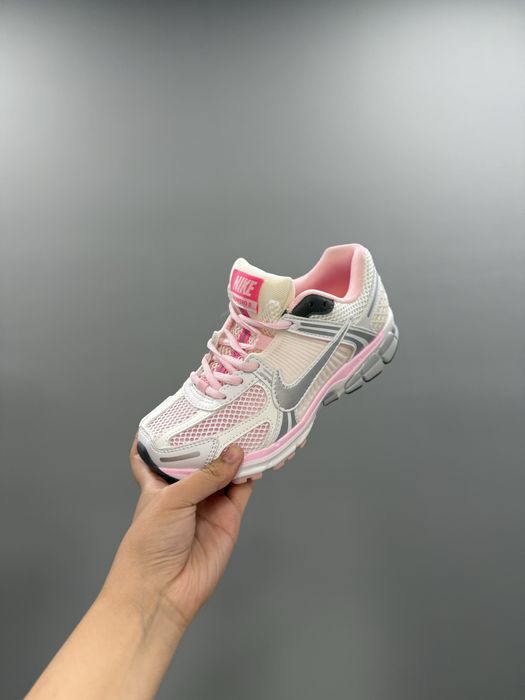 кроссовки Nike Air Zoom Vomero 5 Pink Silver.