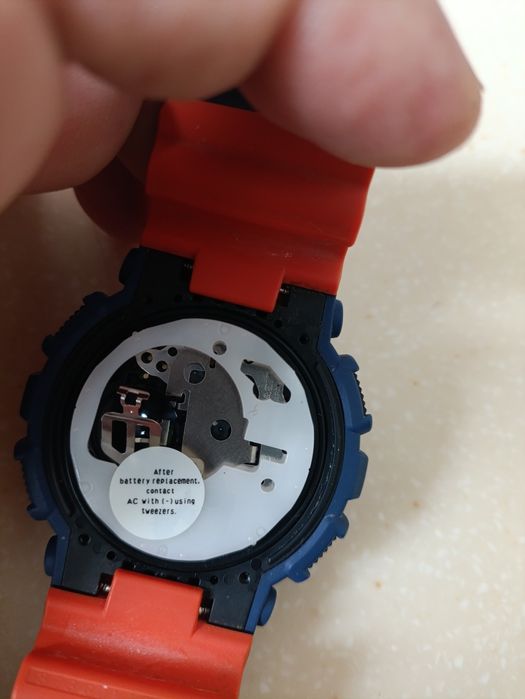 Продам часы Casio G-SHOCK GA-100L