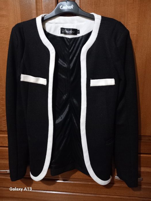 Черно дамско сако